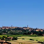 Dago Farmhouse